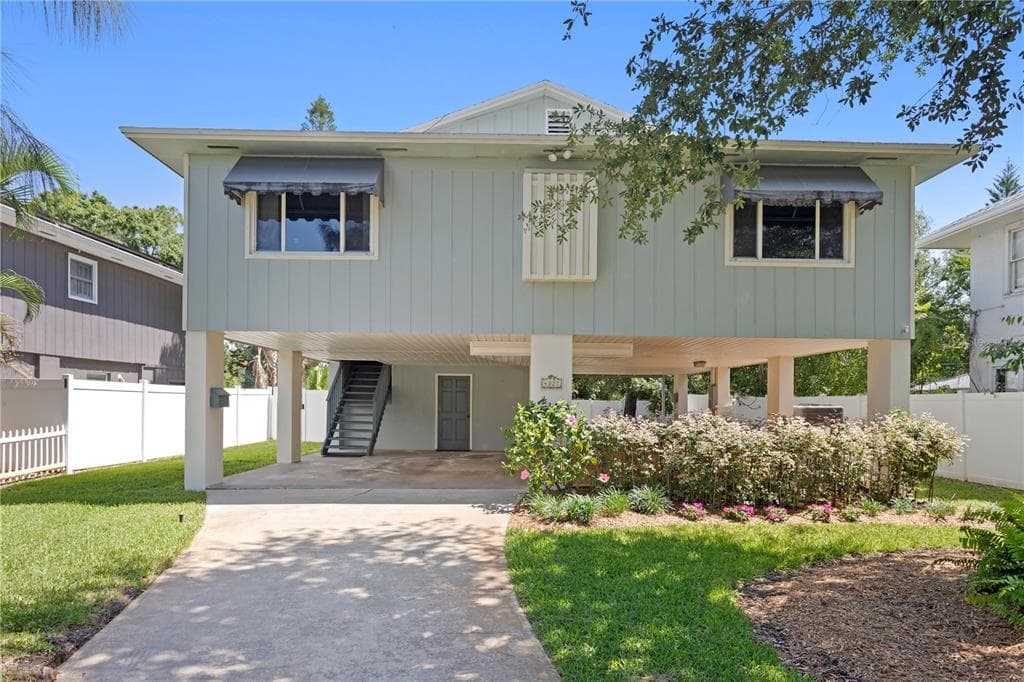 4027 ALABAMA AVENUE NE ST PETERSBURG, FL 33703