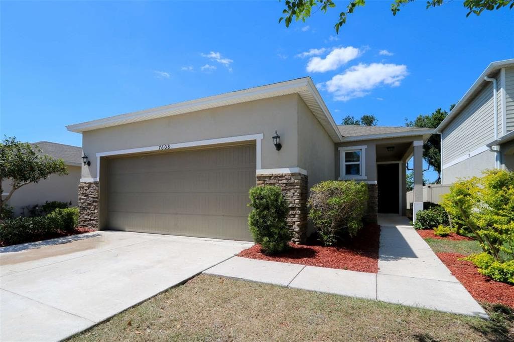 7608 SUNSHINE BRIDGE AVENUE GIBSONTON, FL 33534