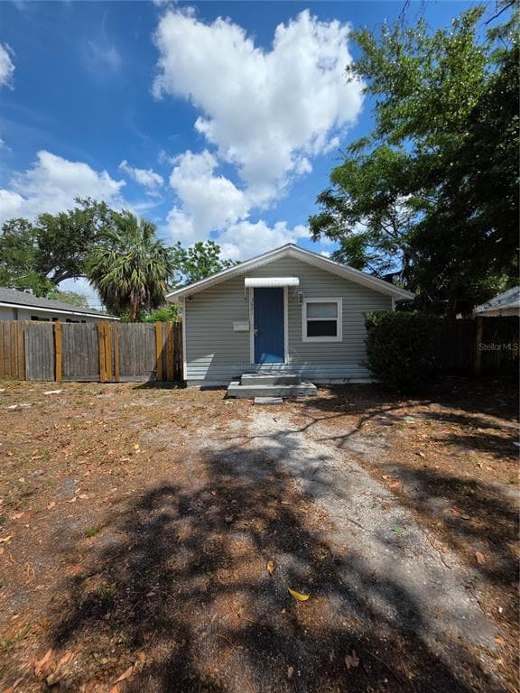 3621 QUEENSBORO AVENUE S ST PETERSBURG, FL 33711