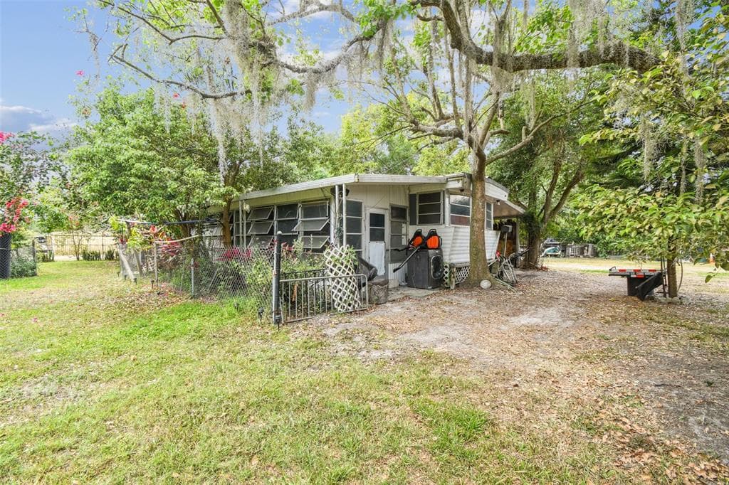 6147 OLD HOMELAND RD