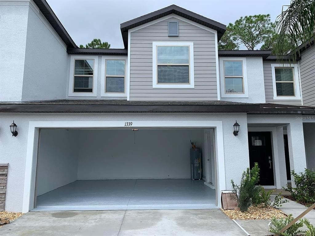 1339 WHITE FOX RUN LUTZ, FL 33549
