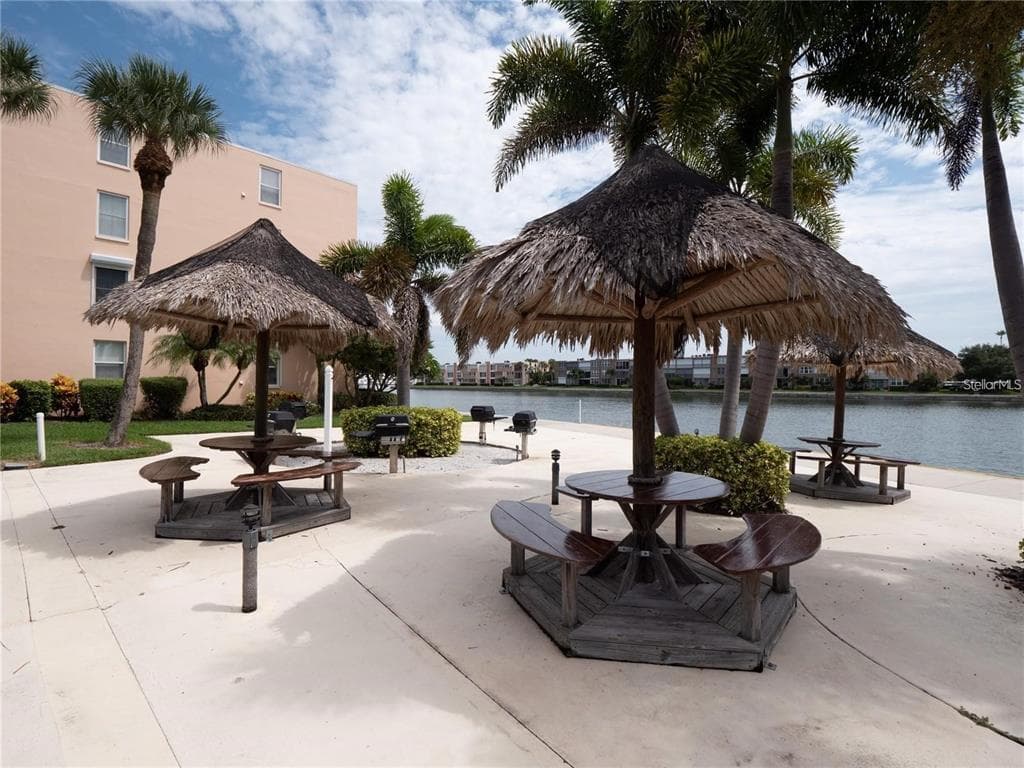 7405 BAY ISLAND DRIVE S UNIT 224 SOUTH PASADENA, FL 33707
