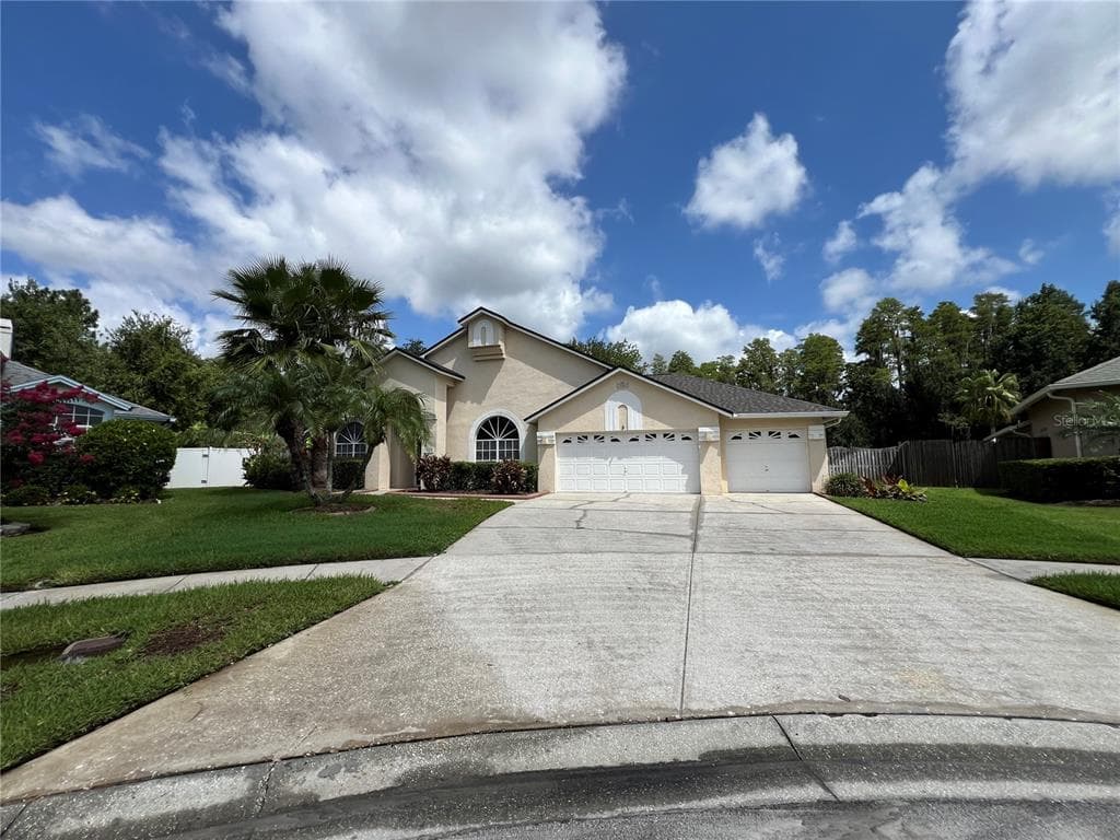 18002 KINGS PARK DRIVE TAMPA, FL 33647