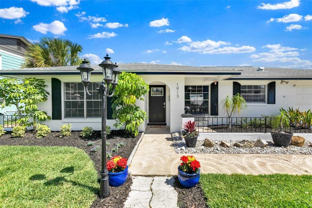 1913 POINSETTA LANE MAITLAND, FL 32751