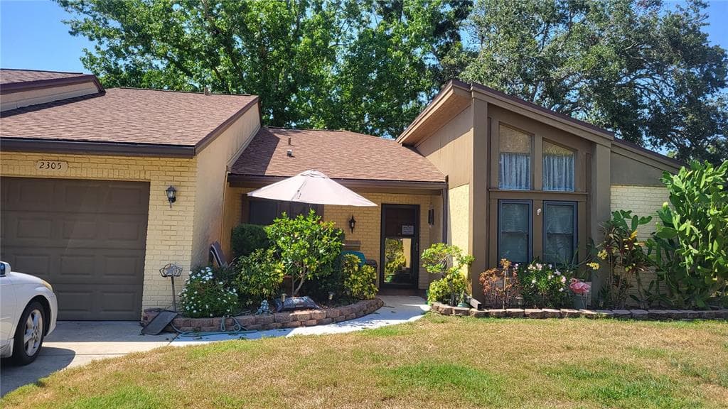 2101 SUNSET POINT ROAD UNIT 2305 CLEARWATER, FL 33765
