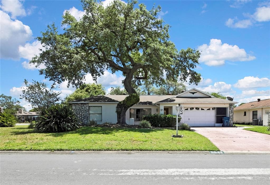 5042 GASTON STREET SPRING HILL, FL 34607
