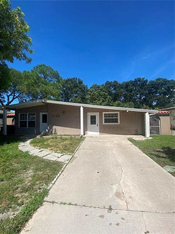 4723 W IOWA AVENUE TAMPA, FL 33616