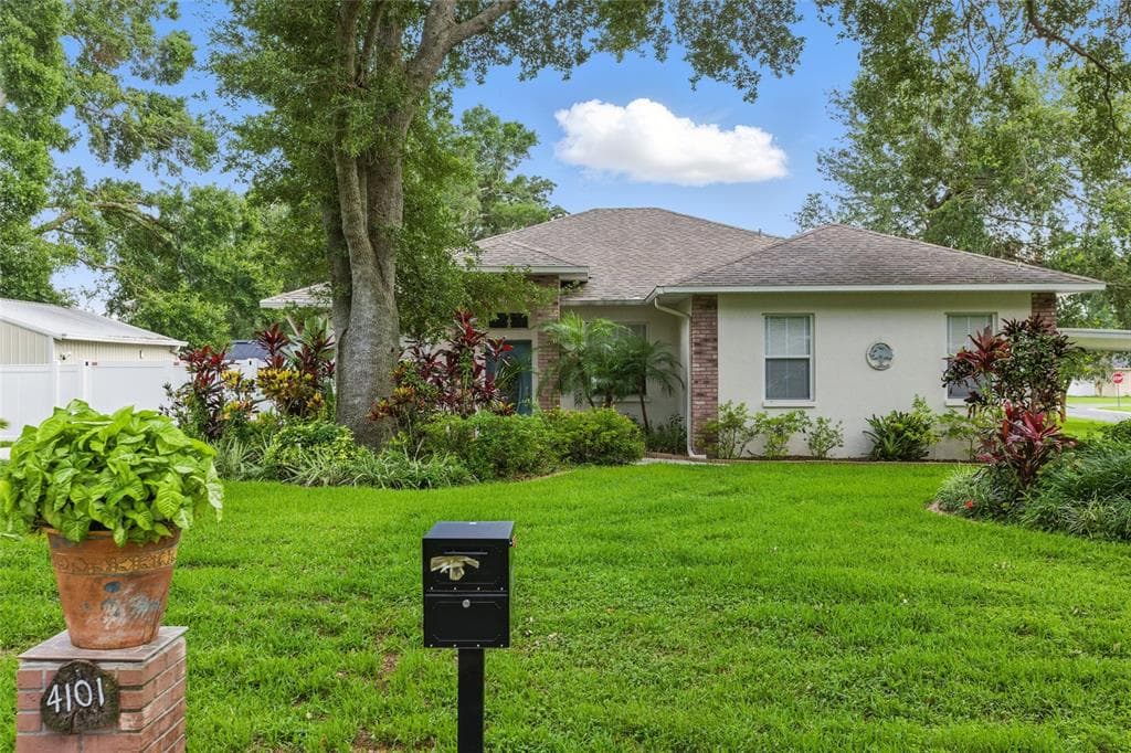 4101 BROOKE DRIVE