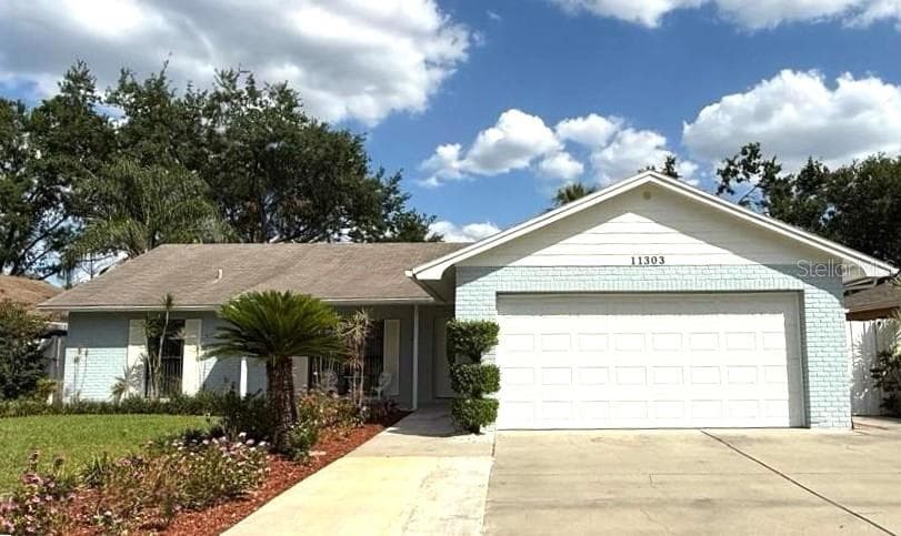 11303 HOLLYGLEN DRIVE TAMPA, FL 33624
