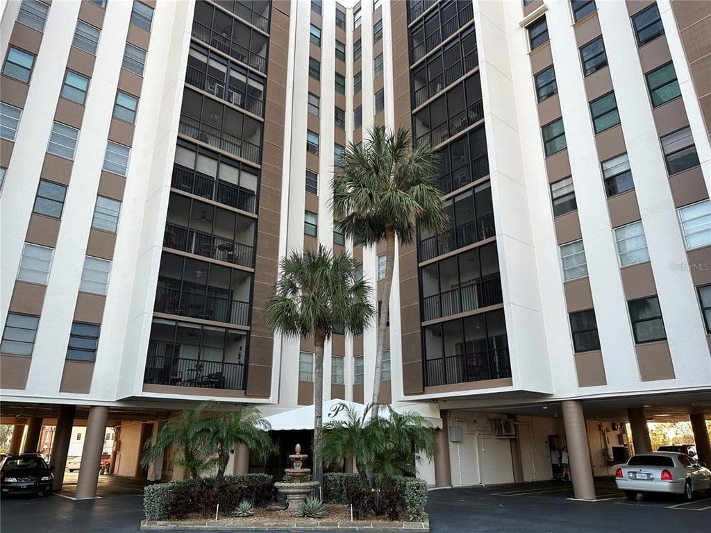 10355 PARADISE BOULEVARD UNIT 414 TREASURE ISLAND, FL 33706