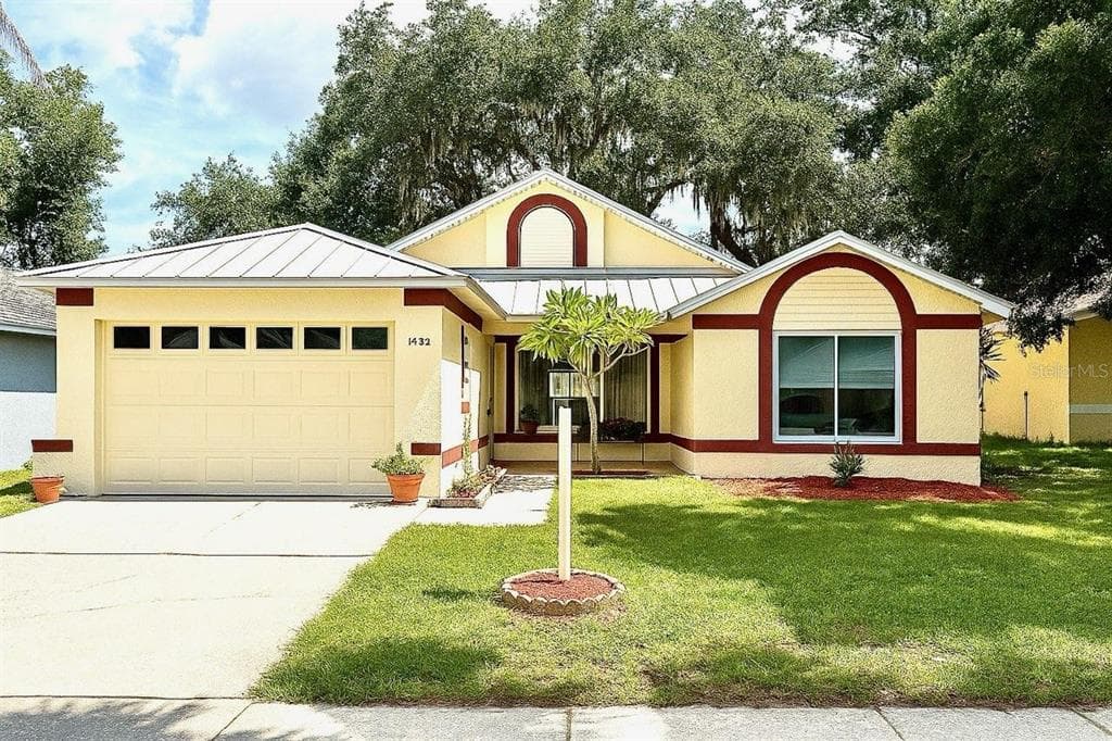 1432 WINDJAMMER PLACE VALRICO, FL 33594