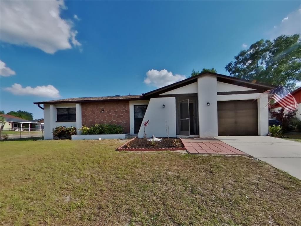 520 FALKIRK AVENUE VALRICO, FL 33594
