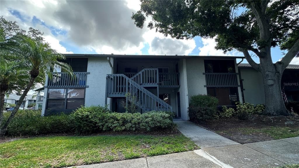 11201 122ND AVENUE UNIT 103 LARGO, FL 33778