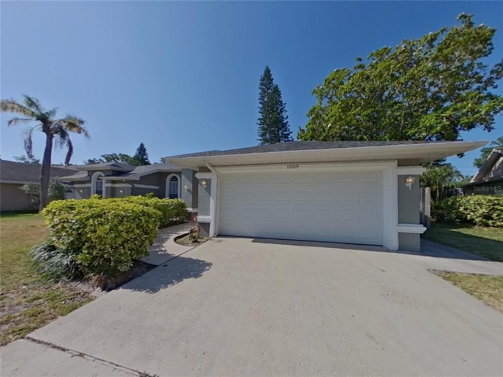 1559 MCAULIFFE LANE