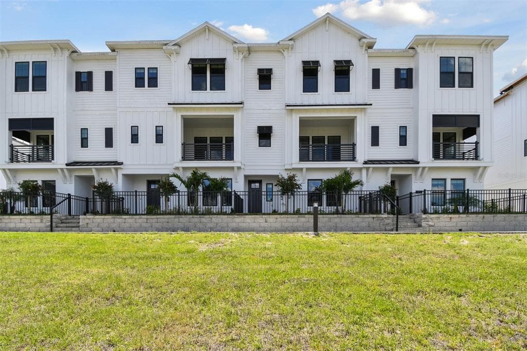 7236 SUTTON LANE SARASOTA, FL 34240