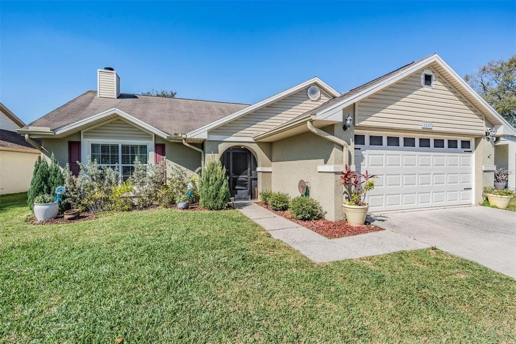 1215 TUXFORD DRIVE