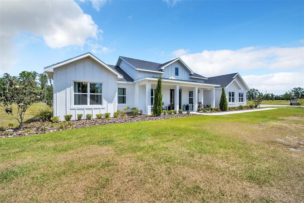 14902 SWEAT LOOP ROAD WIMAUMA, FL 33598