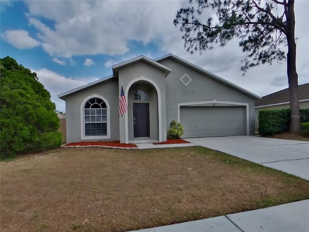 527 NAPA VALLEY CIRCLE VALRICO, FL 33594