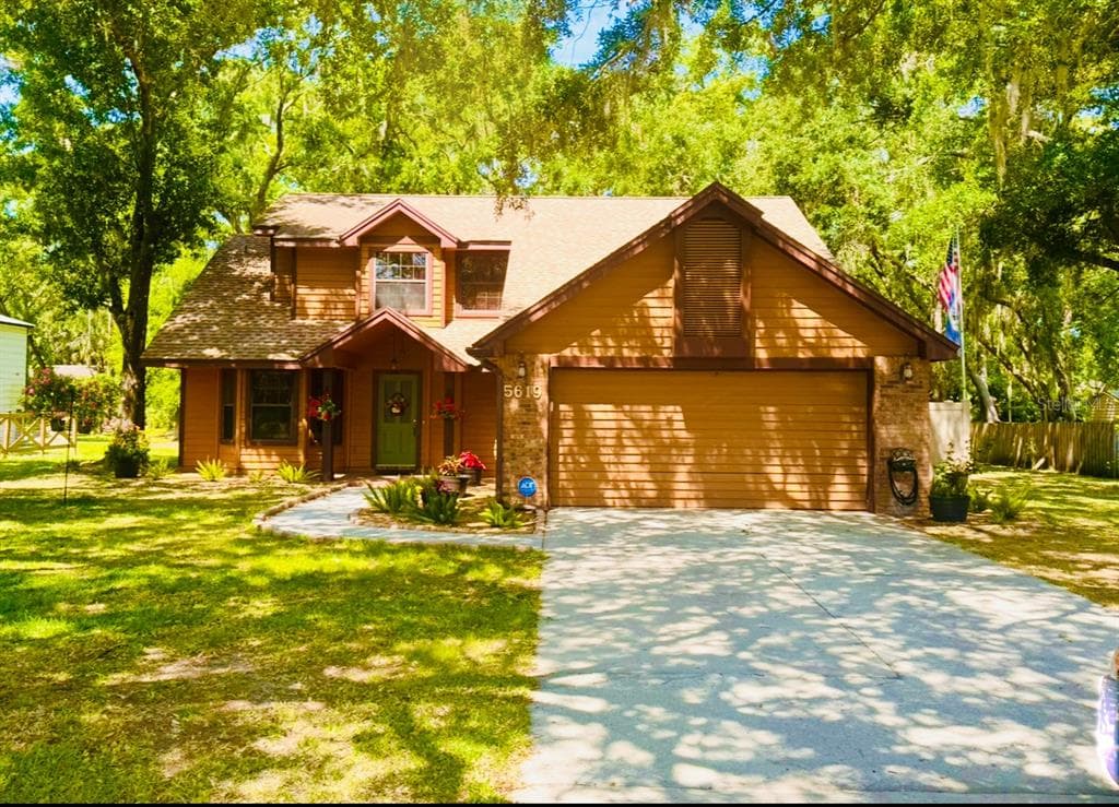 5619 ANTLER TRAIL LAKELAND, FL 33811
