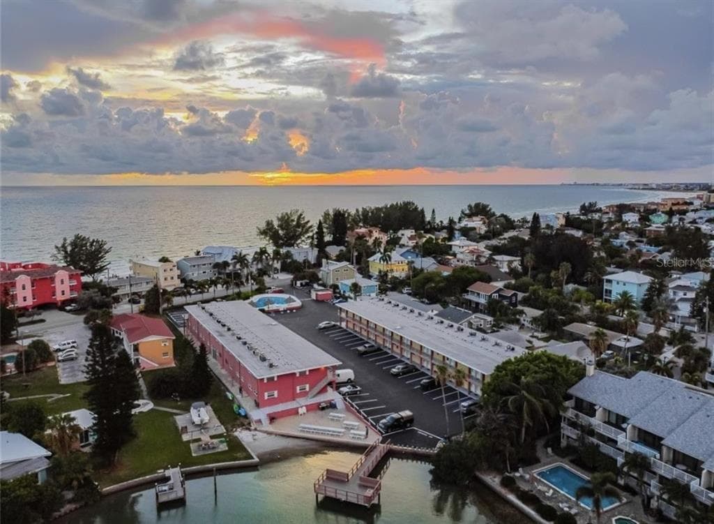 8565 W GULF BOULEVARD UNIT 21S ST PETERSBURG, FL 33706