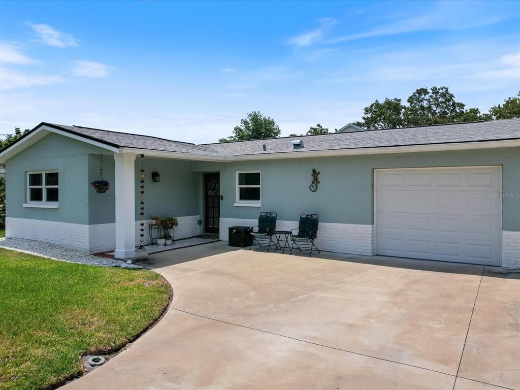460 4TH STREET S SAFETY HARBOR, FL 34695