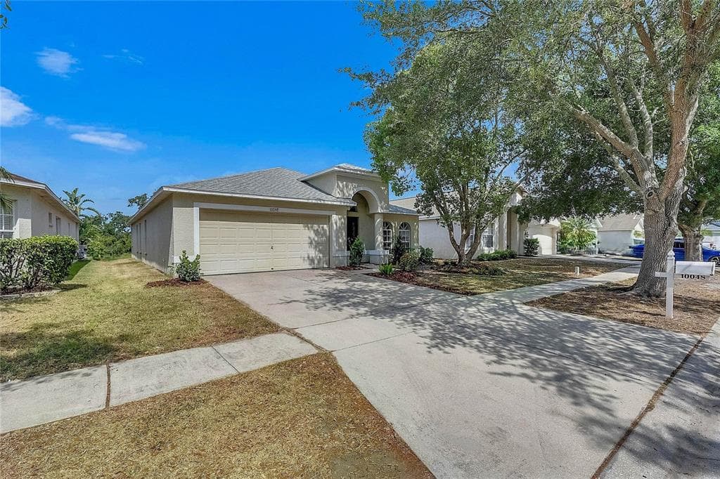 10048 CREEK BLUFF DRIVE RIVERVIEW, FL 33578