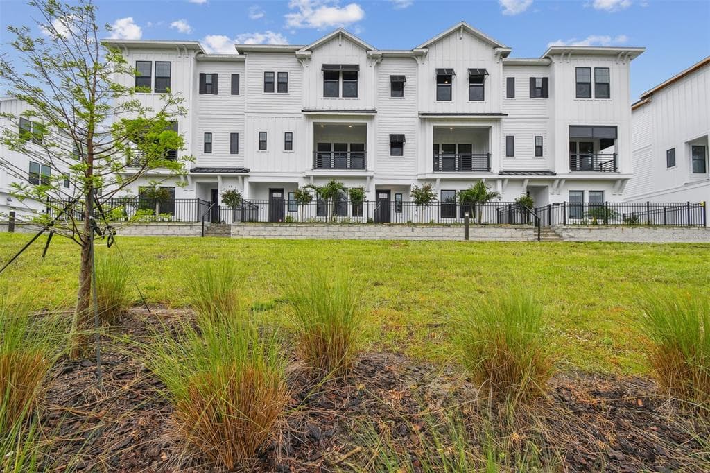 7232 SUTTON LANE SARASOTA, FL 34240