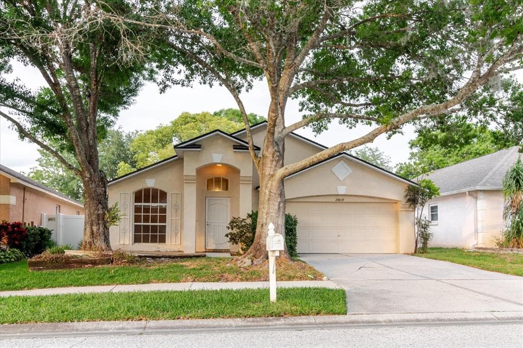 24839 WILD FRONTIER DRIVE LAND O LAKES, FL 34639
