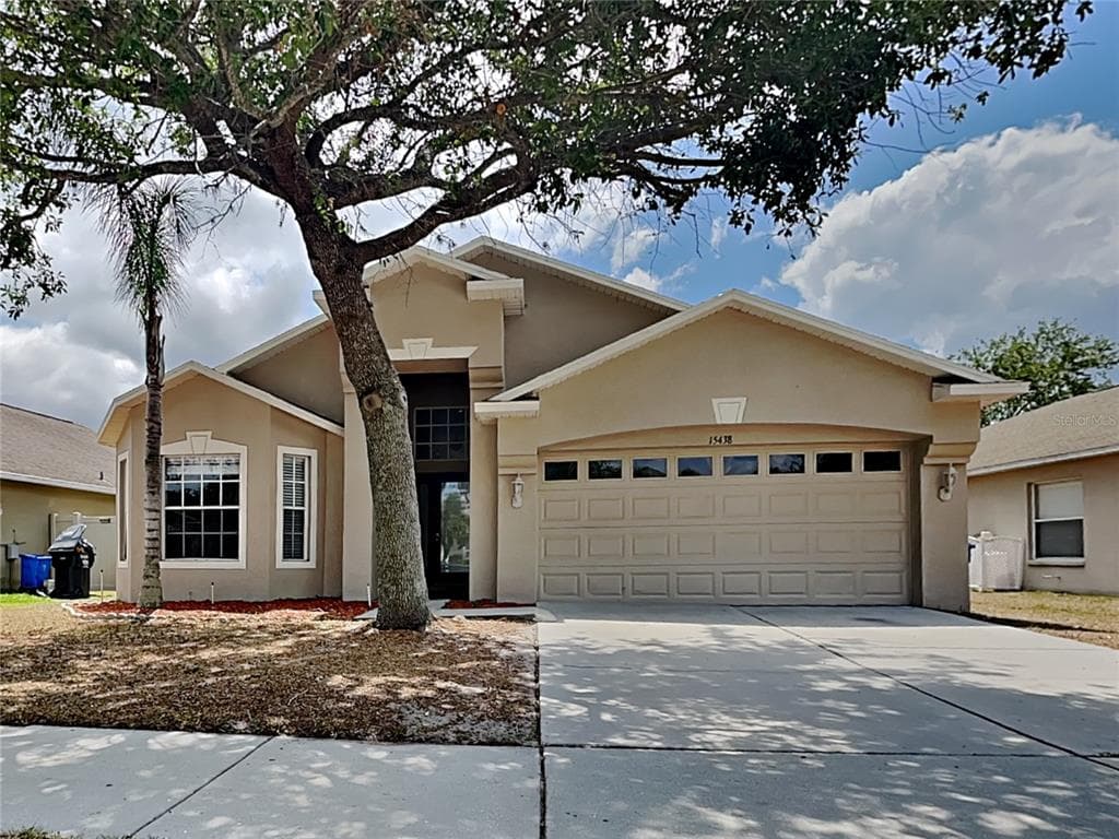 15438 LONG CYPRESS DRIVE SUN CITY CENTER, FL 33573