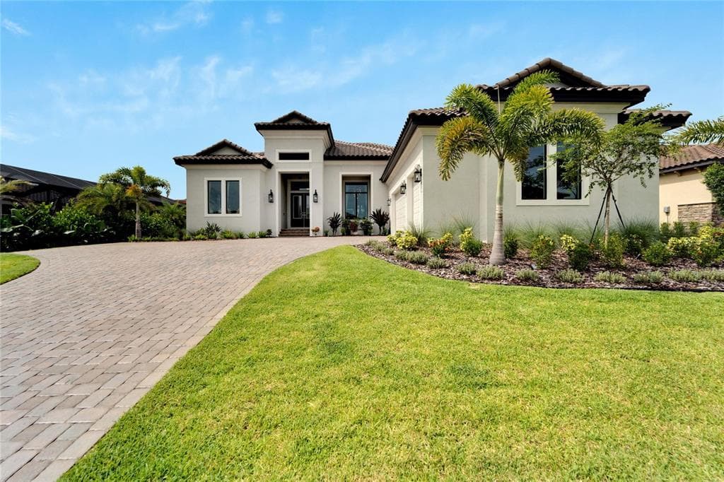 14911 TAVARES MILL AVENUE LITHIA, FL 33547