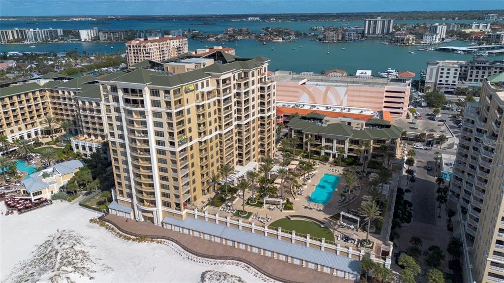 470 MANDALAY AVENUE UNIT 303 CLEARWATER, FL 33767