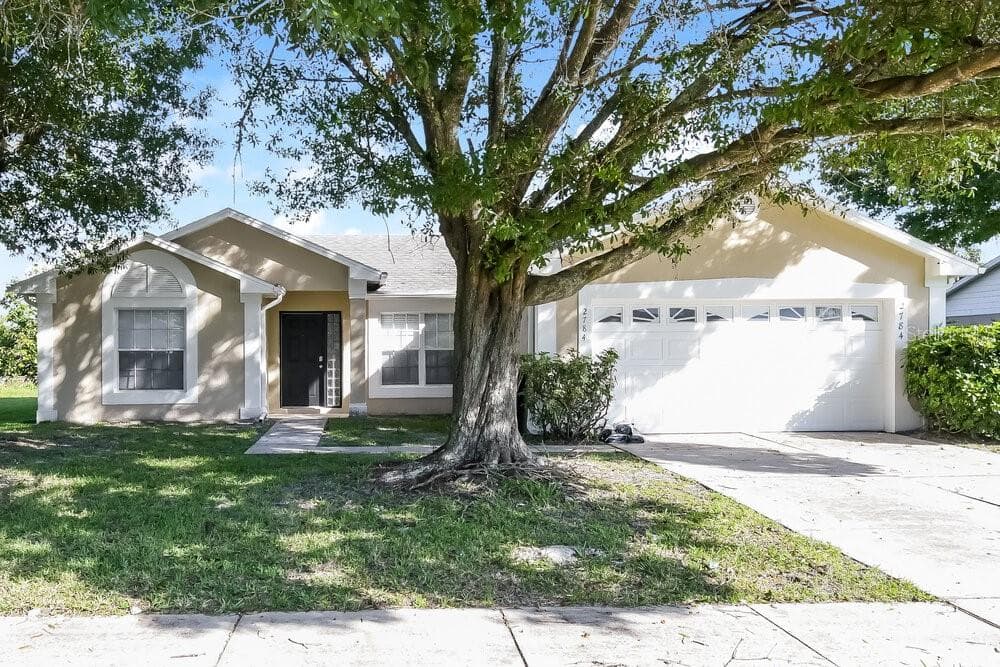 2784 WOODSTREAM CIRCLE KISSIMMEE, FL 34743