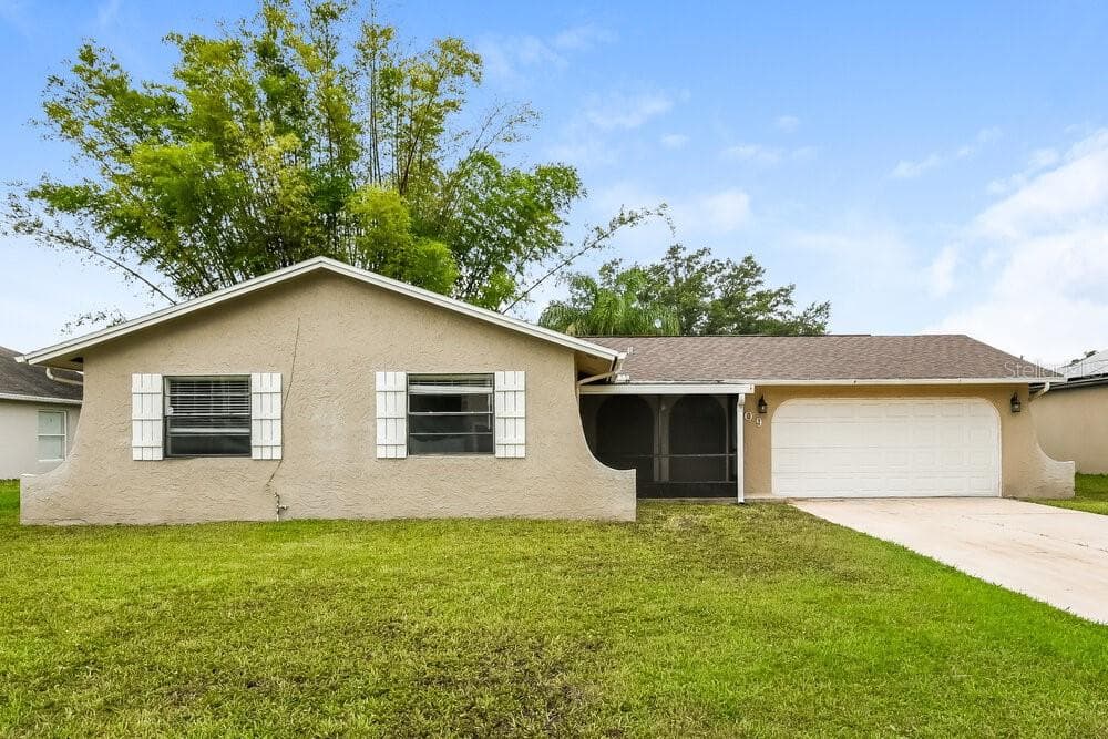 809 DEL PRADO DRIVE KISSIMMEE, FL 34758