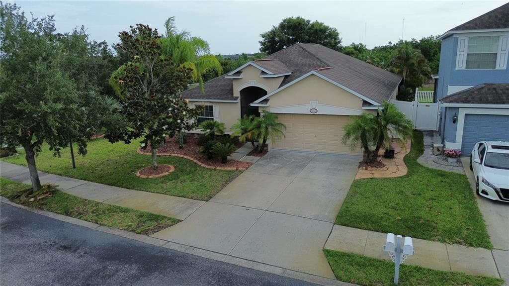 11404 HOLMBRIDGE LANE RIVERVIEW, FL 33579