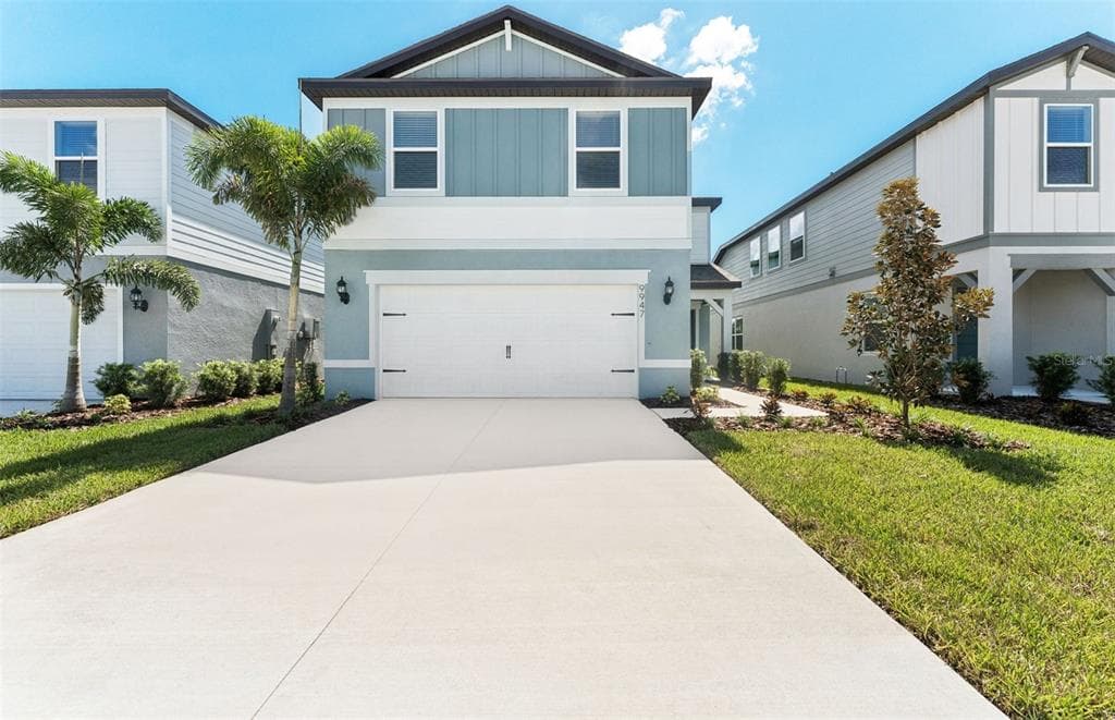 9947 TRELLIS VINE WAY PARRISH, FL 34219