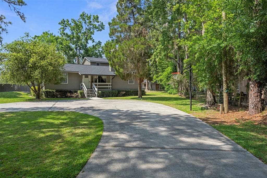 6501 BARCELLONA ROAD LAND O LAKES, FL 34637