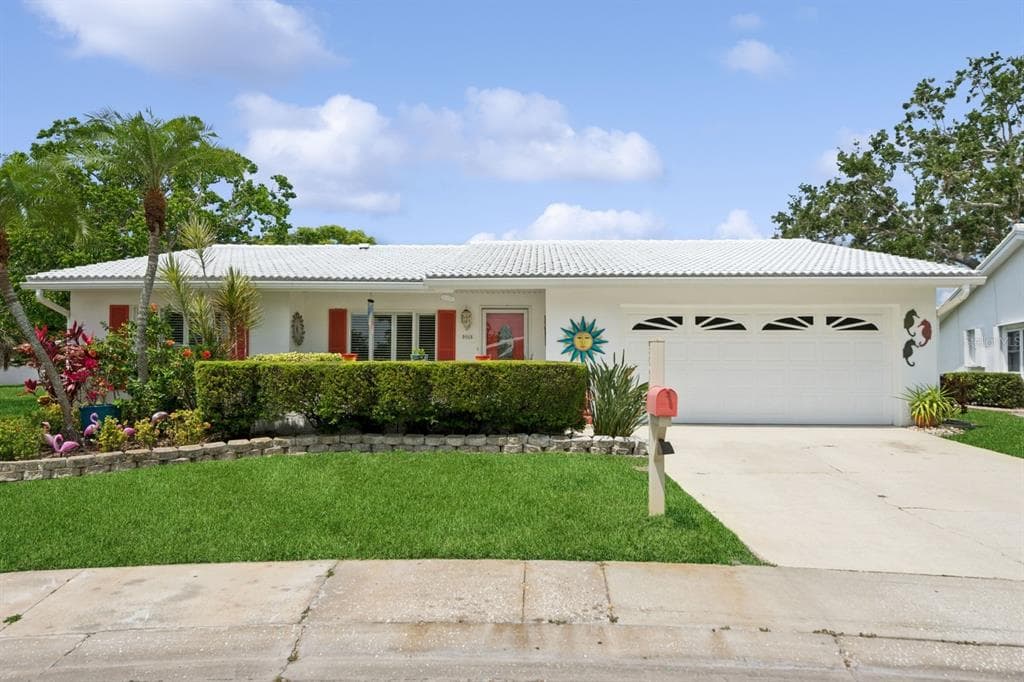 9018 39TH LANE N UNIT 5