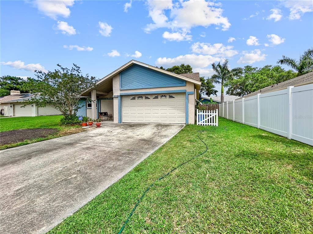 12125 71ST WAY LARGO, FL 33773