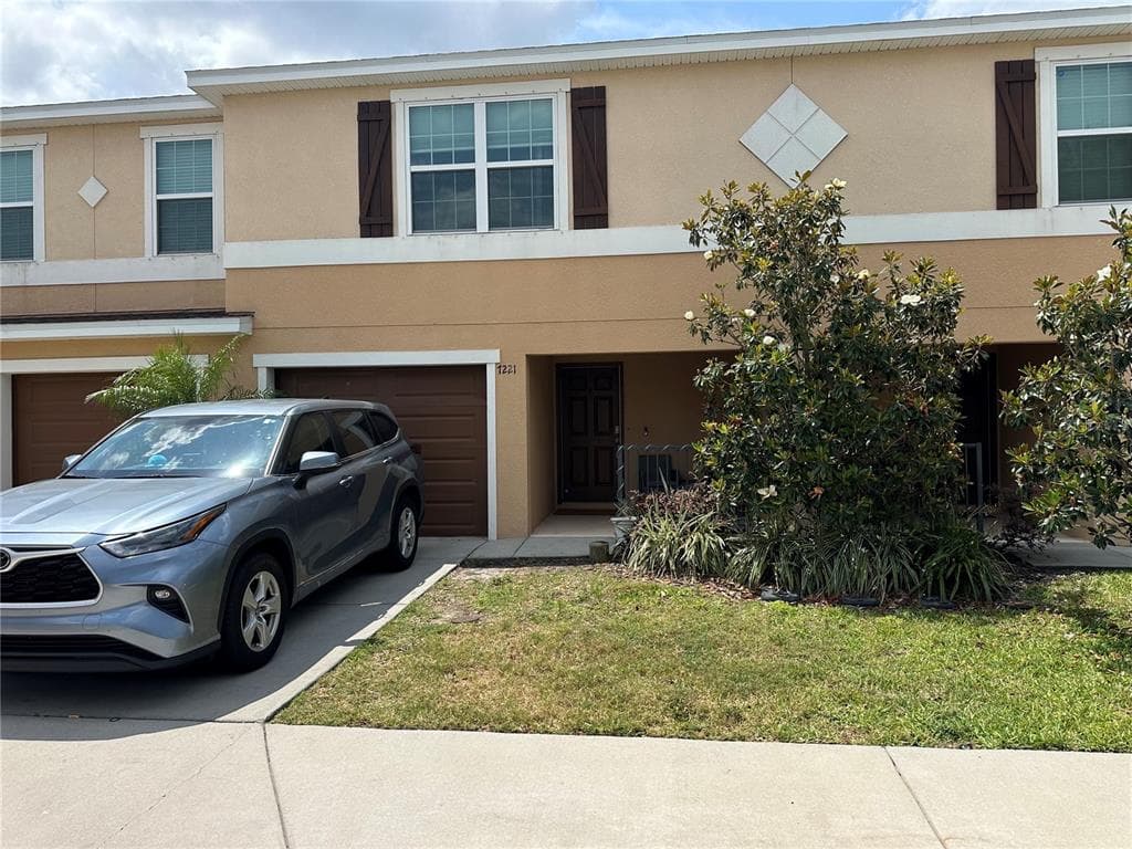 7221 STERLING POINT COURT