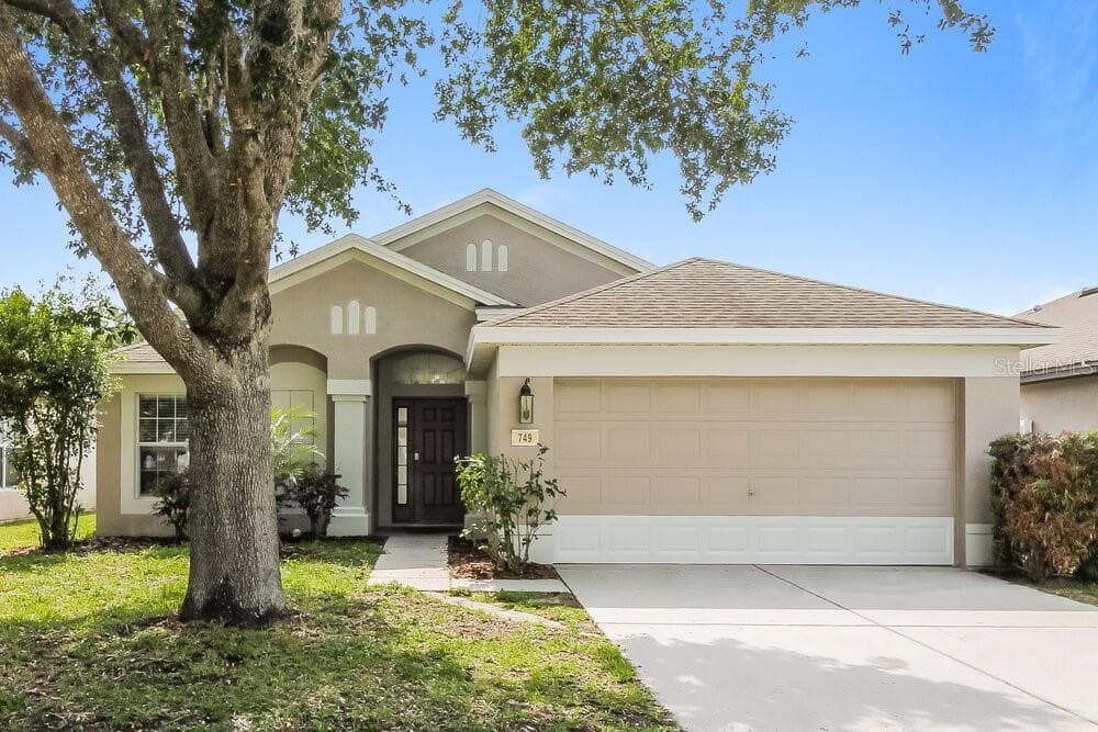 749 NODDING SHADE DRIVE BROOKSVILLE, FL 34604