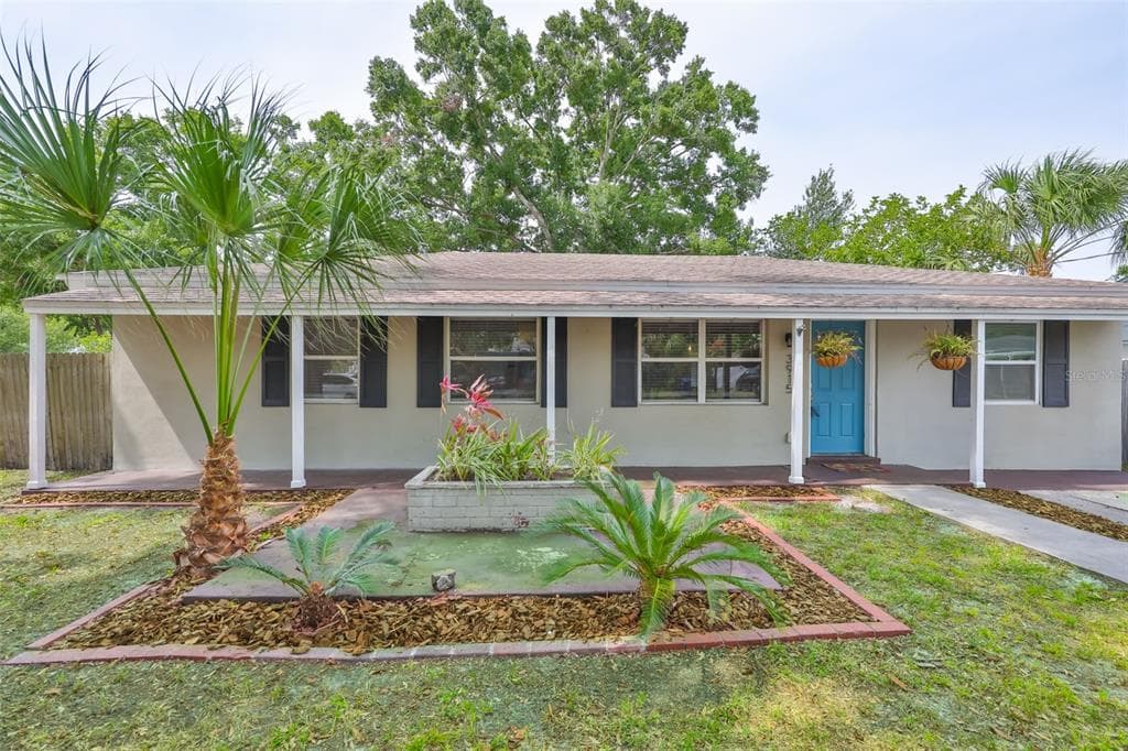 3915 W LEILA AVENUE TAMPA, FL 33616