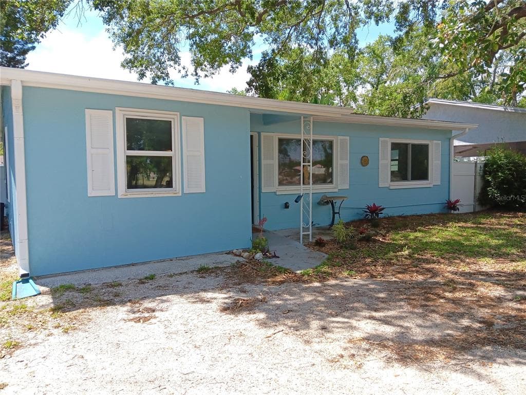 7980 52ND STREET N PINELLAS PARK, FL 33781