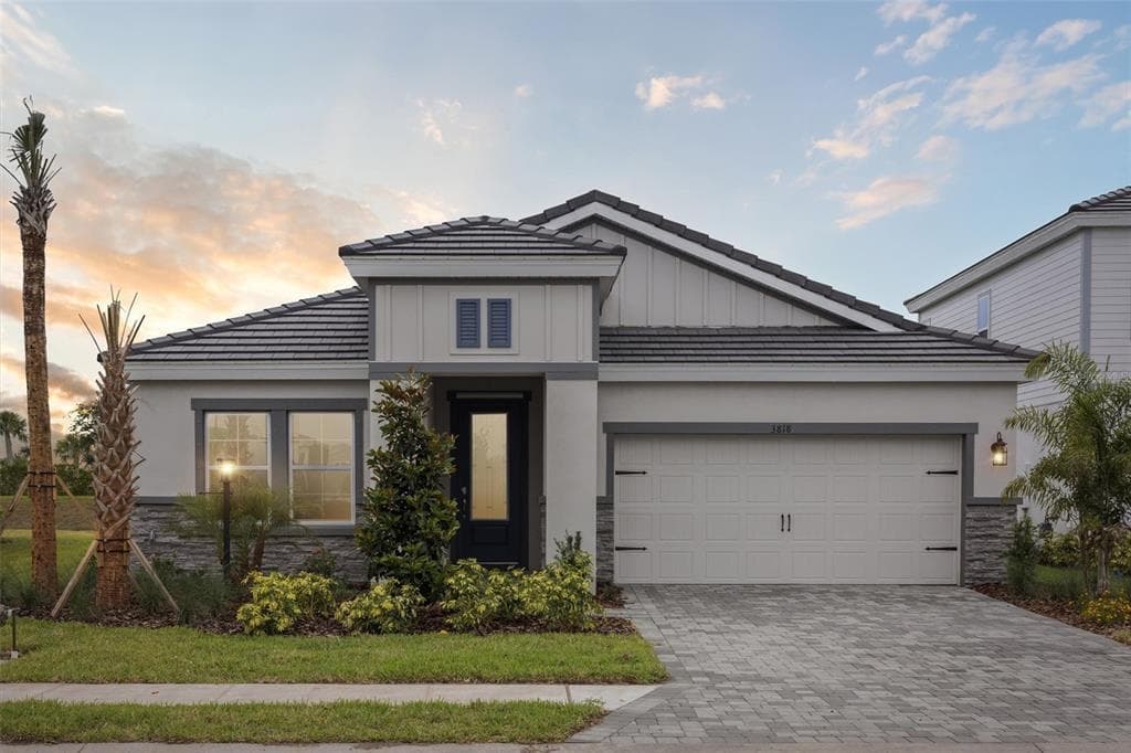 3818 FARM GARDEN COURT LAKEWOOD RANCH, FL 34211