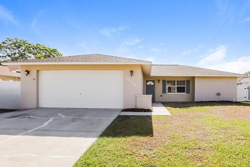 4538 SWALLOWTAIL DRIVE NEW PORT RICHEY, FL 34653