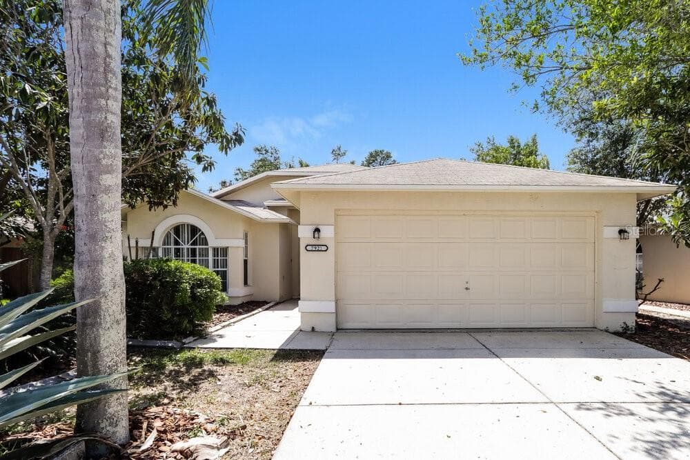 7921 HATHAWAY DRIVE NEW PORT RICHEY, FL 34654