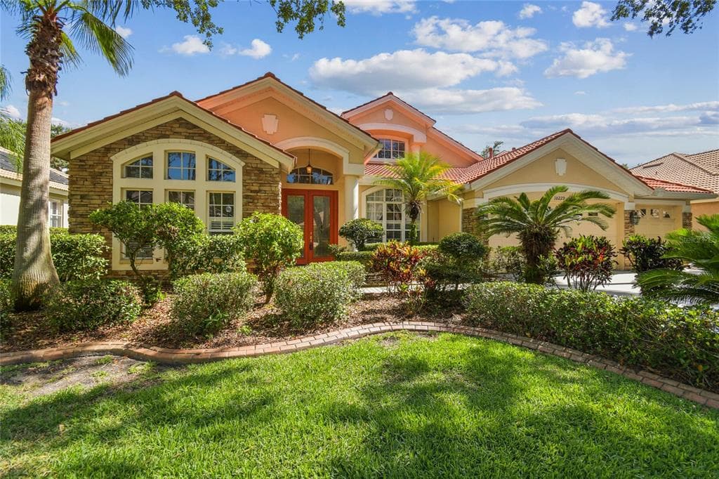 10229 WATERSIDE OAKS DRIVE TAMPA, FL 33647