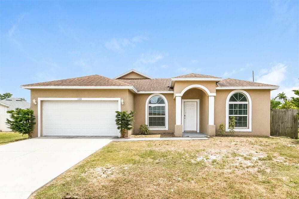 1143 DONCASTER COURT KISSIMMEE, FL 34758