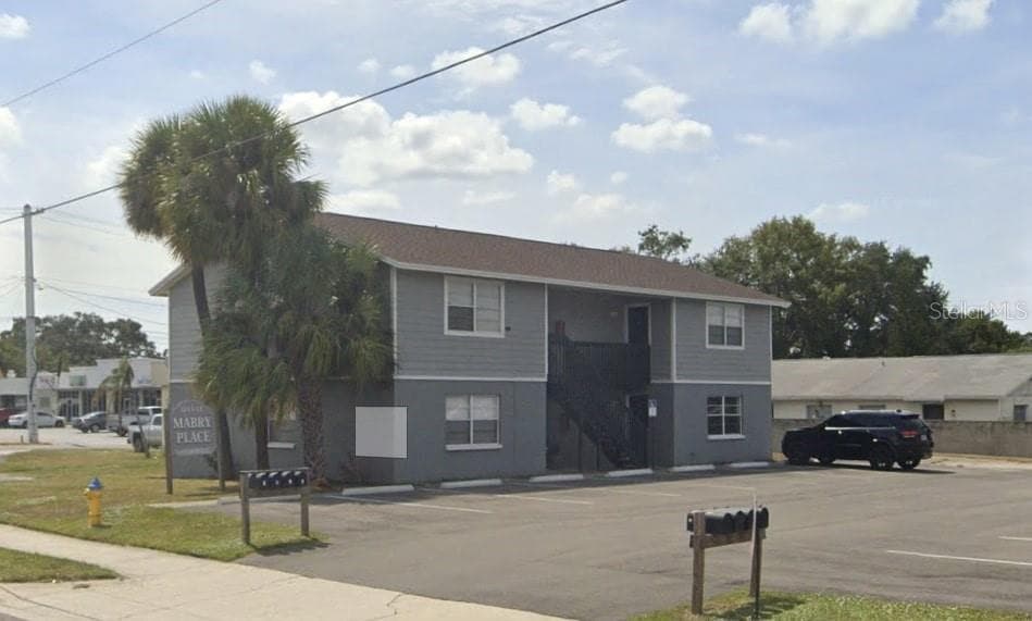 5717 S DALE MABRY HIGHWAY UNIT D TAMPA, FL 33611