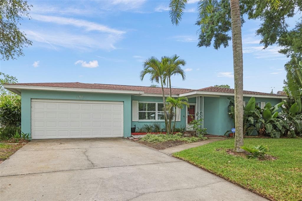 811 WOODLEY ROAD CLEARWATER, FL 33764