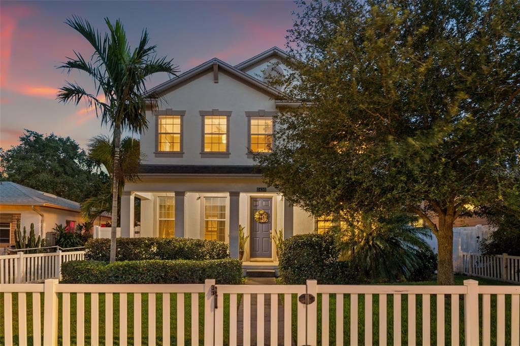 1436 30TH AVENUE N ST PETERSBURG, FL 33704